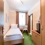 Wunder S Ferienpension شقة فندقية 4*