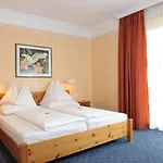 شقة فندقية Wunder S Ferienpension Pörtschach am Wörthersee