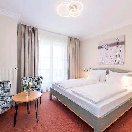 Hotel apartamentowy Wunder S Ferienpension Pörtschach am Wörthersee