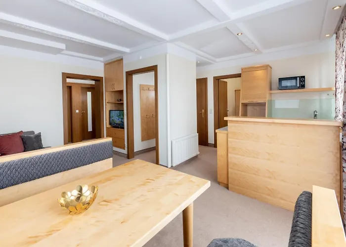 Hotel apartamentowy Wunder S Ferienpension 4*